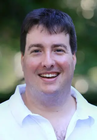 Elliot Lipnowski Headshot